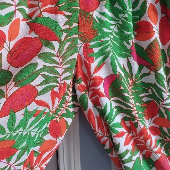 Rose & Olive Wide Leg Tropical Print Elastic Waist Pants 1X - Picture 7 of 11